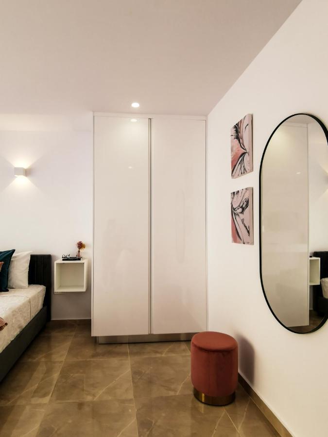 Phaedrus Living: Luxury Maisonette Lighthouse 60 Paphos Ngoại thất bức ảnh